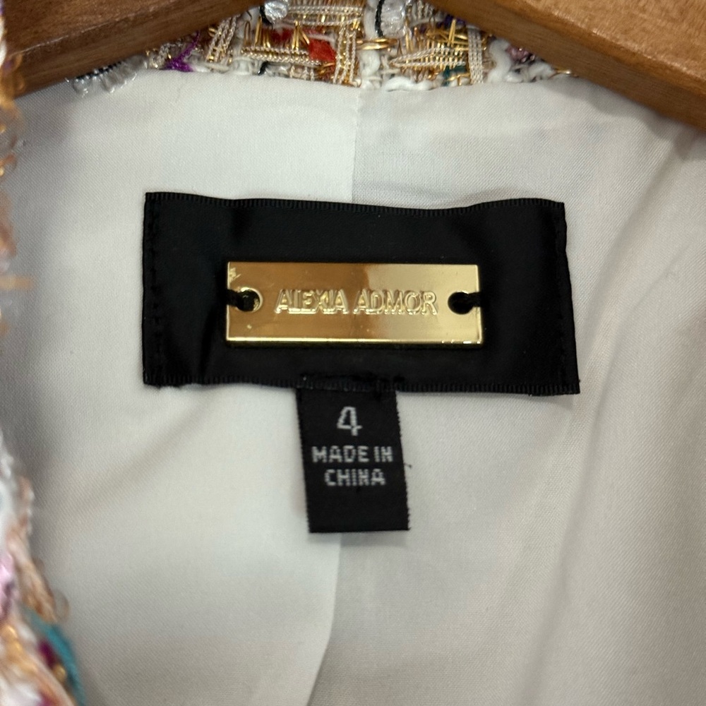 Alexia Admor Colorful pink, white Tweed Blazer gold accents in size 4 - Picture 5 of 11